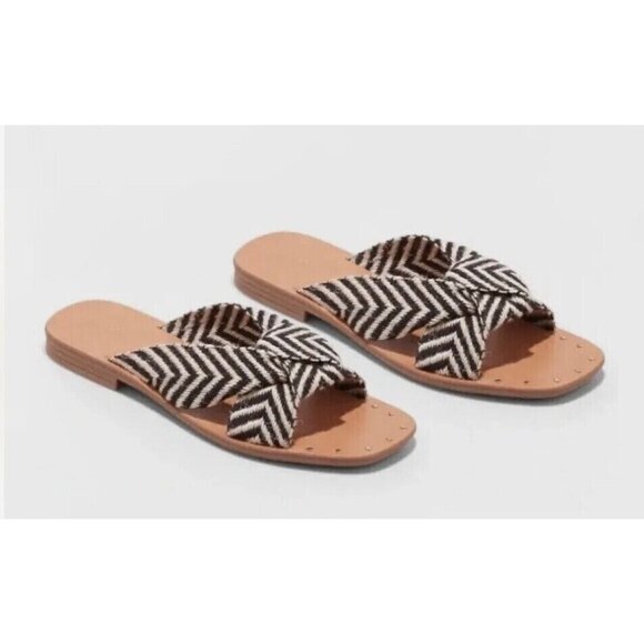 Universal Thread, Women's Louise Chevron Print Knotted Slide Sandals, Black, 7.5 - Picture 1 of 4